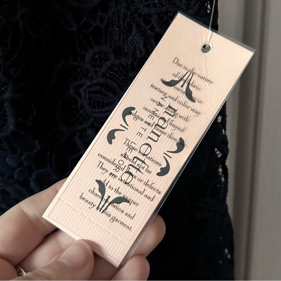 Dark navy top nwt medium - Picture 5 of 8